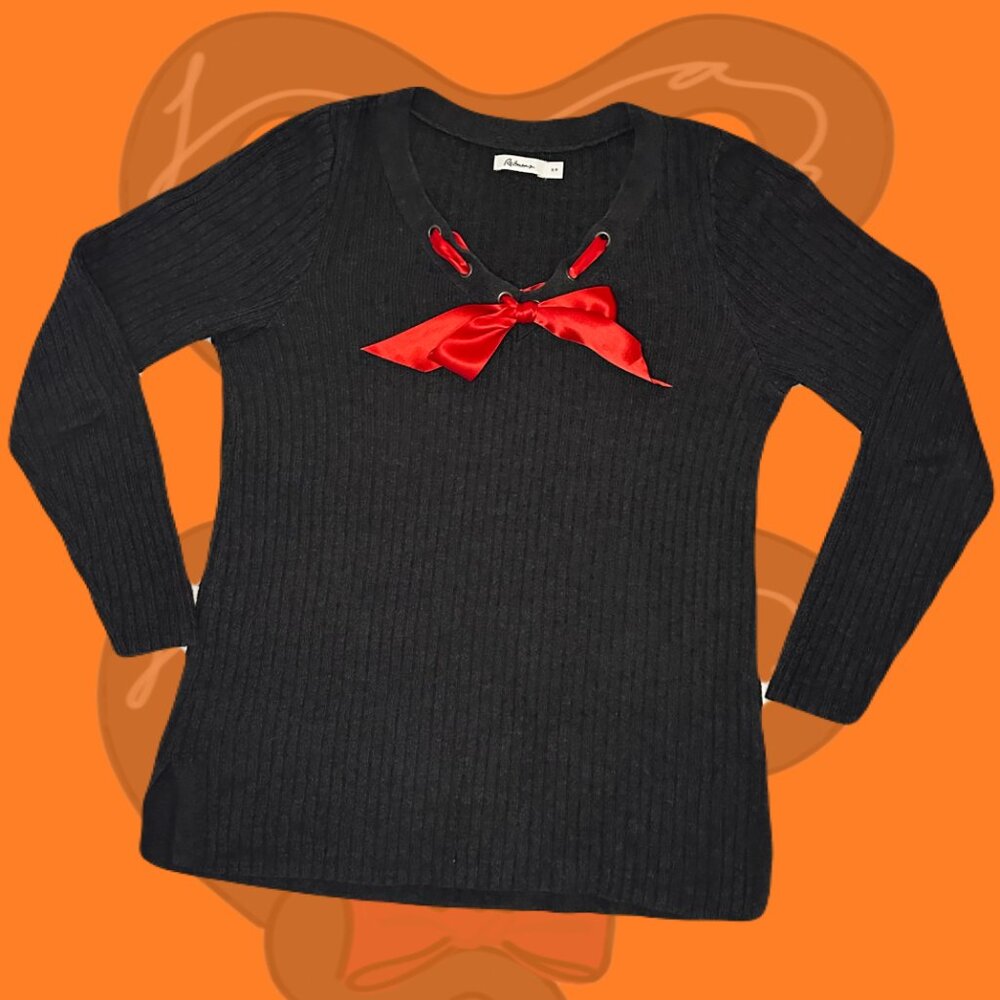 Metal Ring V-Neck Knit Sweater size small